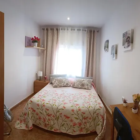 Apartament Daoiz, Familias Y Mayores De 25 Anos En El Grao De Gandia 3ro Sin Ascensor