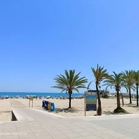 Daoiz, Familias Y Mayores De 25 Anos En El Grao De Gandia 3ro Sin Ascensor Apartman *